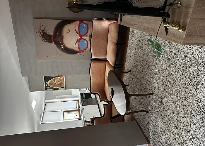 شقة Frankie's Place زاتون