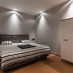 Frankie's Place